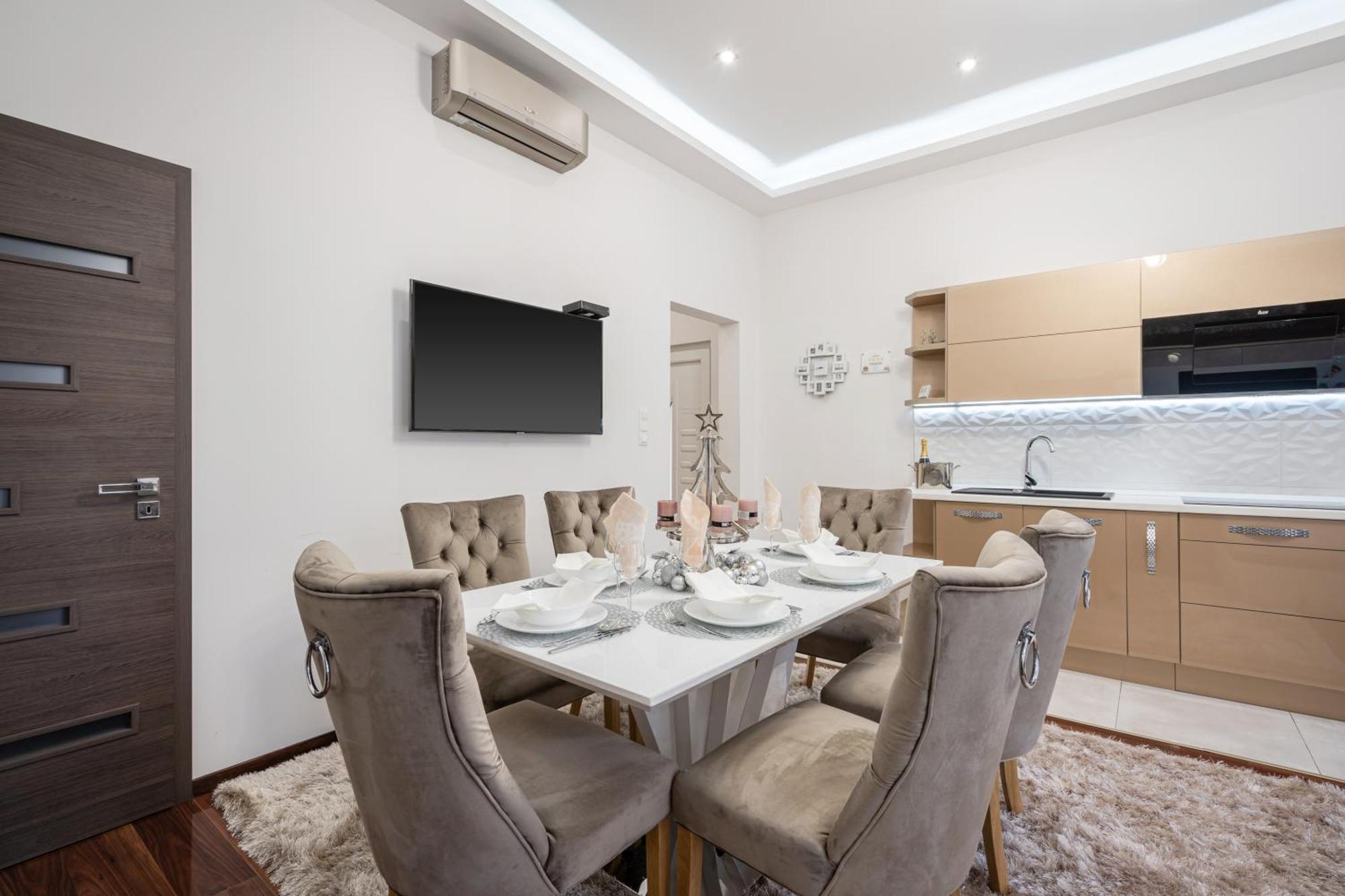 Centrum Opera Luxury Apartment With Free Garage Budapest Exterior photo